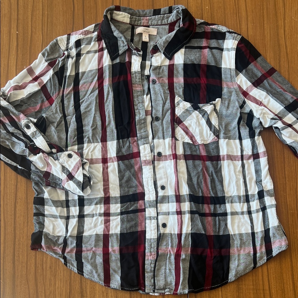 Como Vintage Black and Red Plaid Button Down Shirt